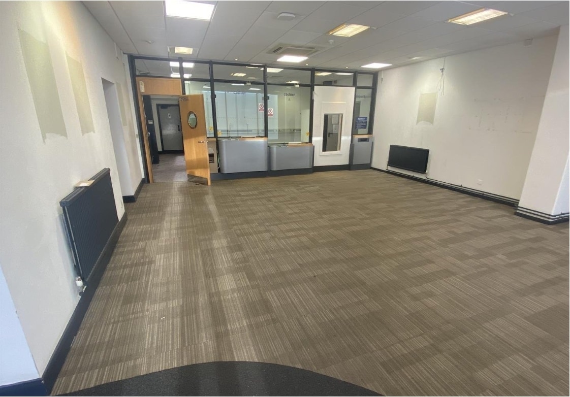 11-13 The Broadway, Loughton to rent Interior Photo- Image 1 of 6