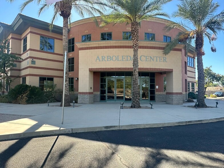 1930 N Arboleda Dr, Mesa, AZ for rent - Building Photo - Image 3 of 7