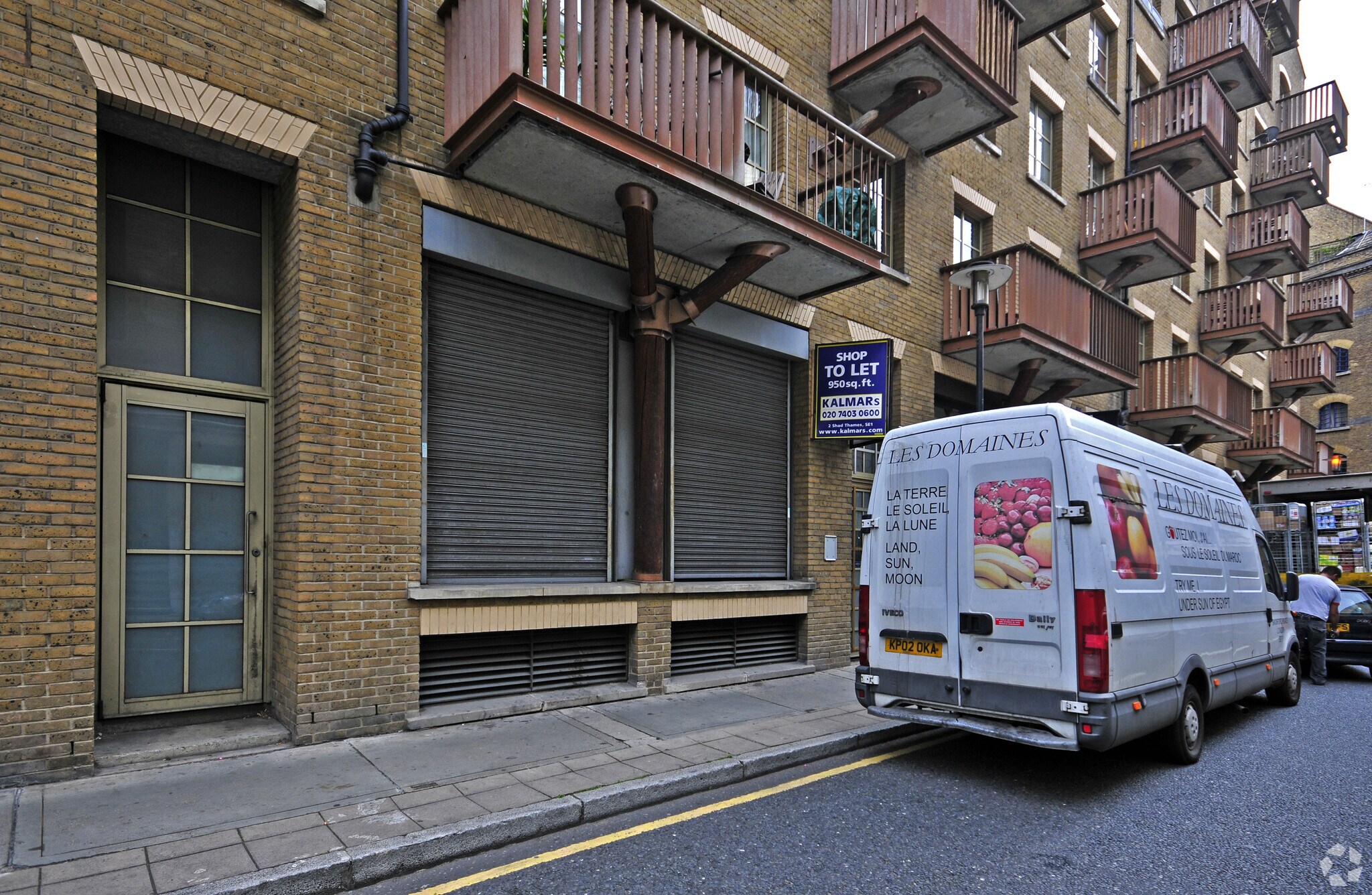Queen Elizabeth St, London for sale Primary Photo- Image 1 of 1