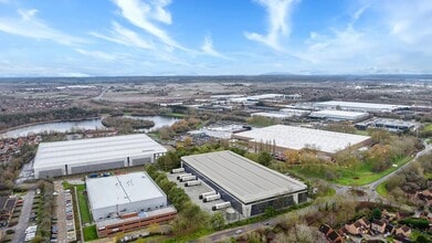 45 Yeomans Dr, Milton Keynes to rent Building Photo- Image 1 of 5