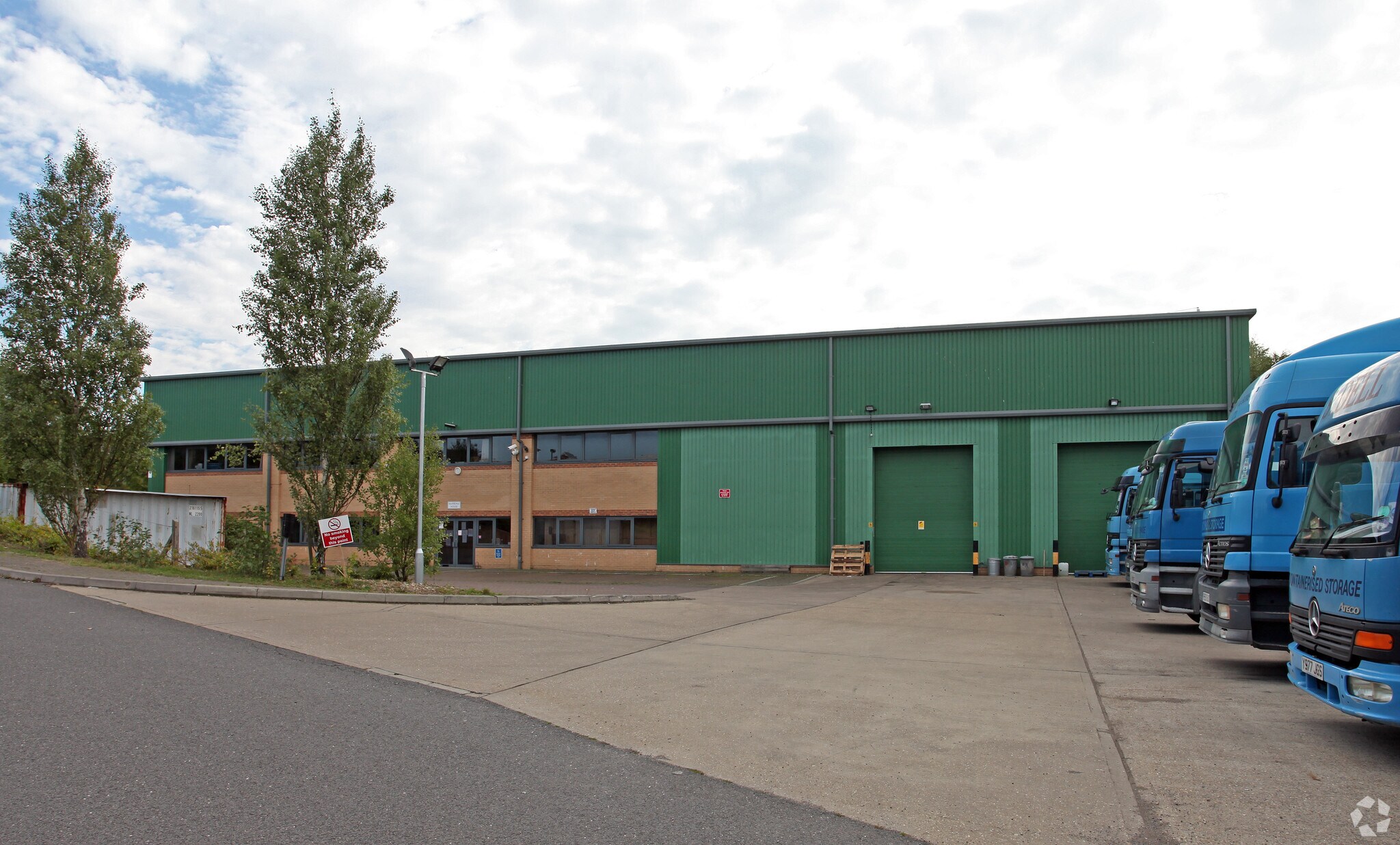 Canalside, Berkhamsted for sale Building Photo- Image 1 of 1