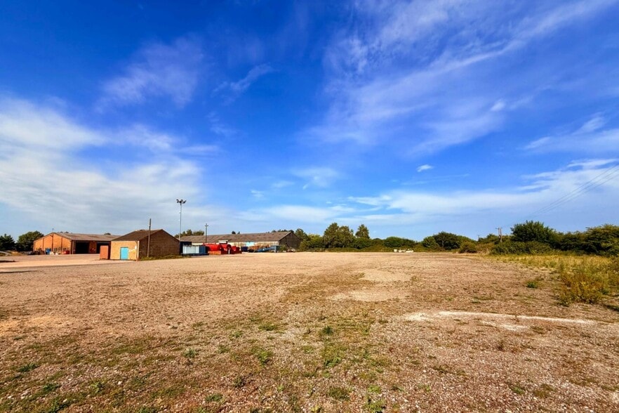 Langrick Rd, Lincoln to rent - Primary Photo - Image 1 of 2