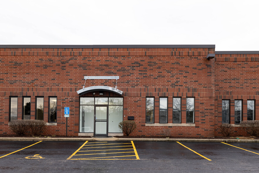 335-367 Remington Blvd, Bolingbrook, IL for rent - Building Photo - Image 1 of 8