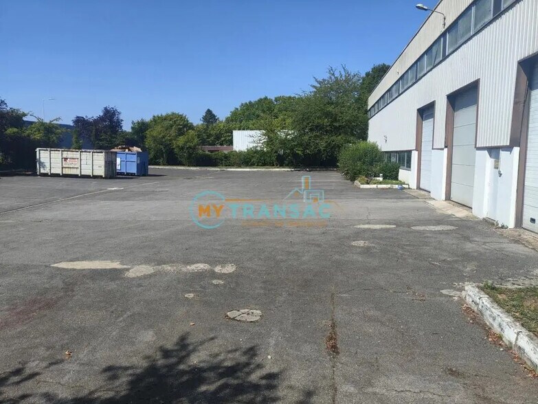 Light Industrial in Torcy to rent - Building Photo - Image 2 of 31