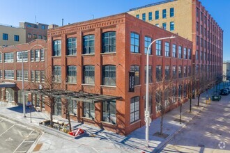 1132-1140 W Fulton St, Chicago, IL for rent Building Photo- Image 1 of 6