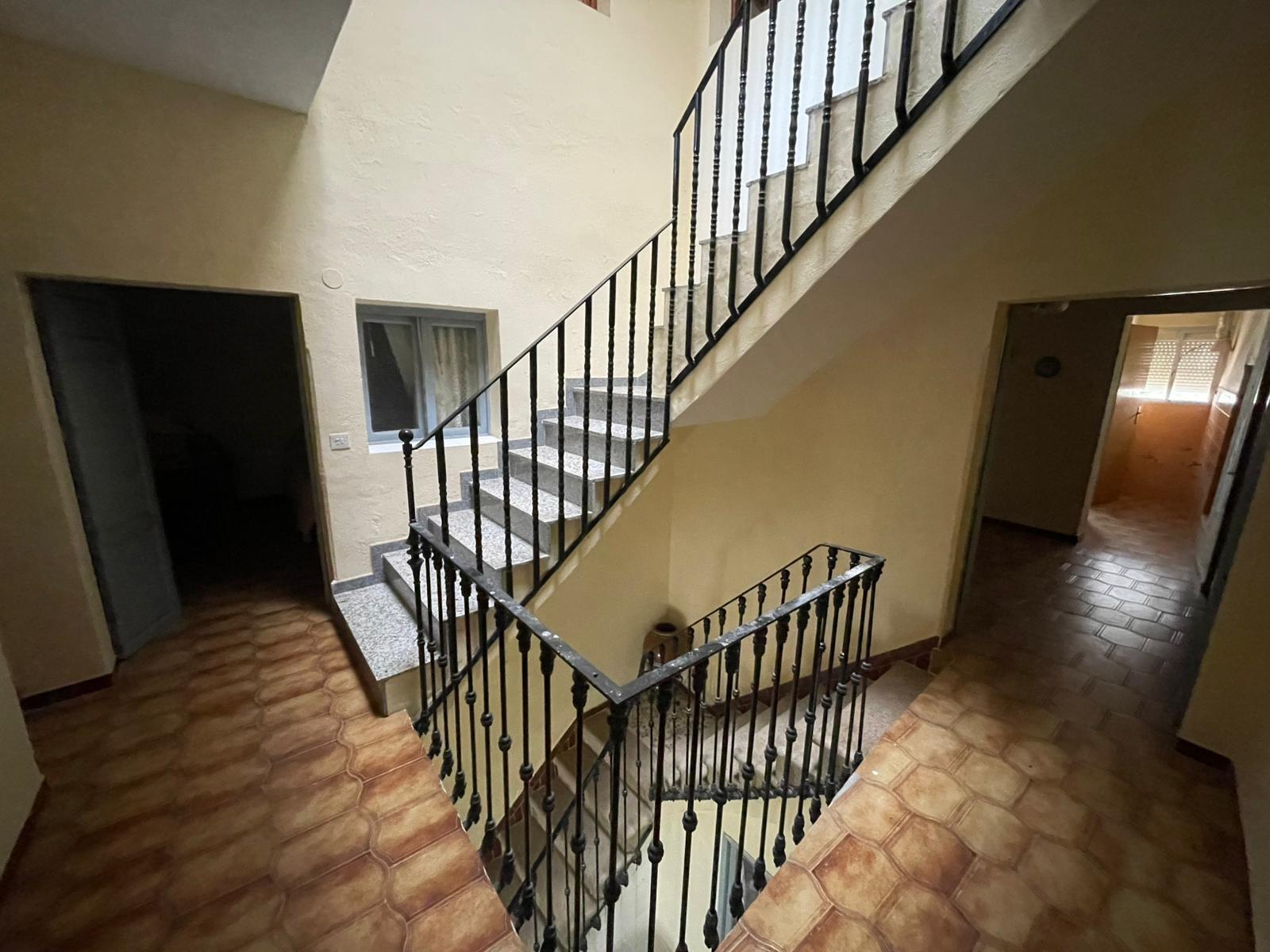  in Montánchez, Cáceres for sale Interior Photo- Image 1 of 32