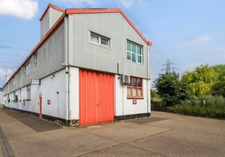 More details for Arundel Rd, Uxbridge - Industrial for Rent