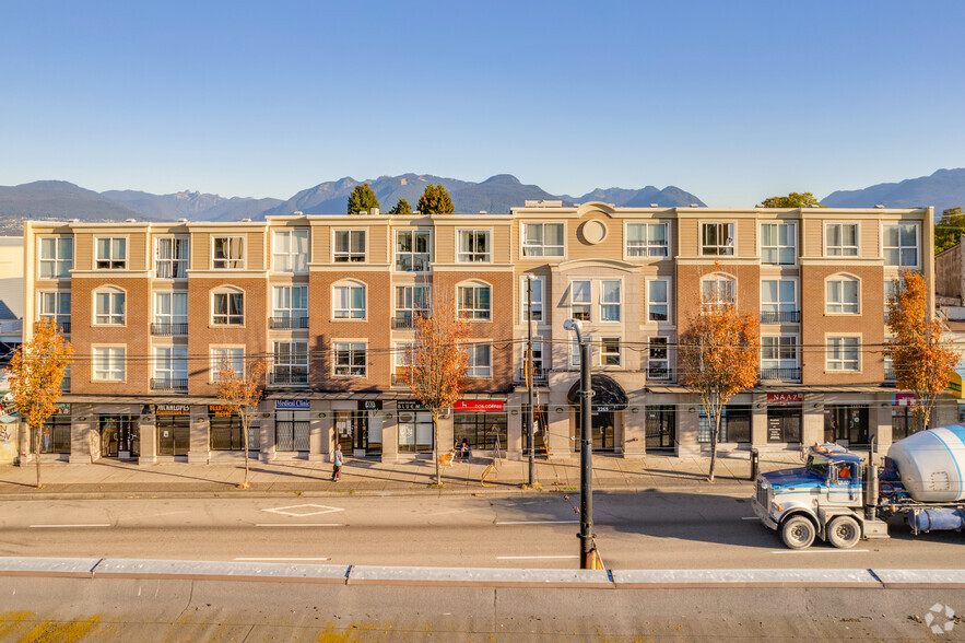 2255-2281 E Hastings St, Vancouver, BC for rent - Building Photo - Image 3 of 5