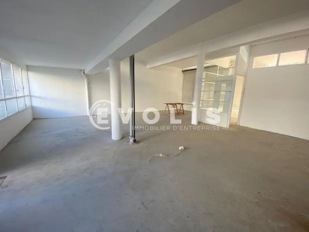 Office in Le Raincy to rent Interior Photo- Image 1 of 8