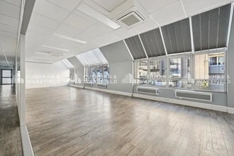 Office in Boulogne-Billancourt to rent Interior Photo- Image 2 of 7