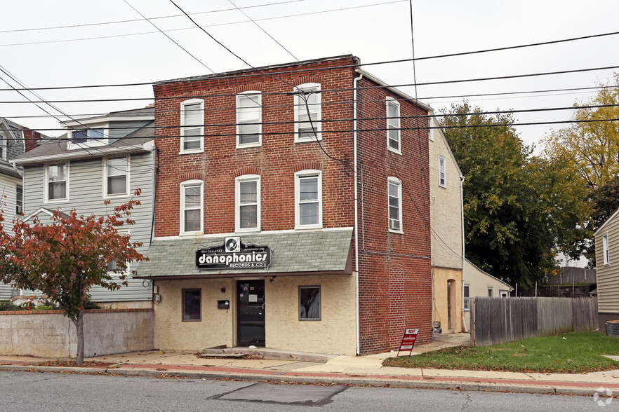 121 W Lancaster Ave, Downingtown, PA for sale - Primary Photo - Image 1 of 1