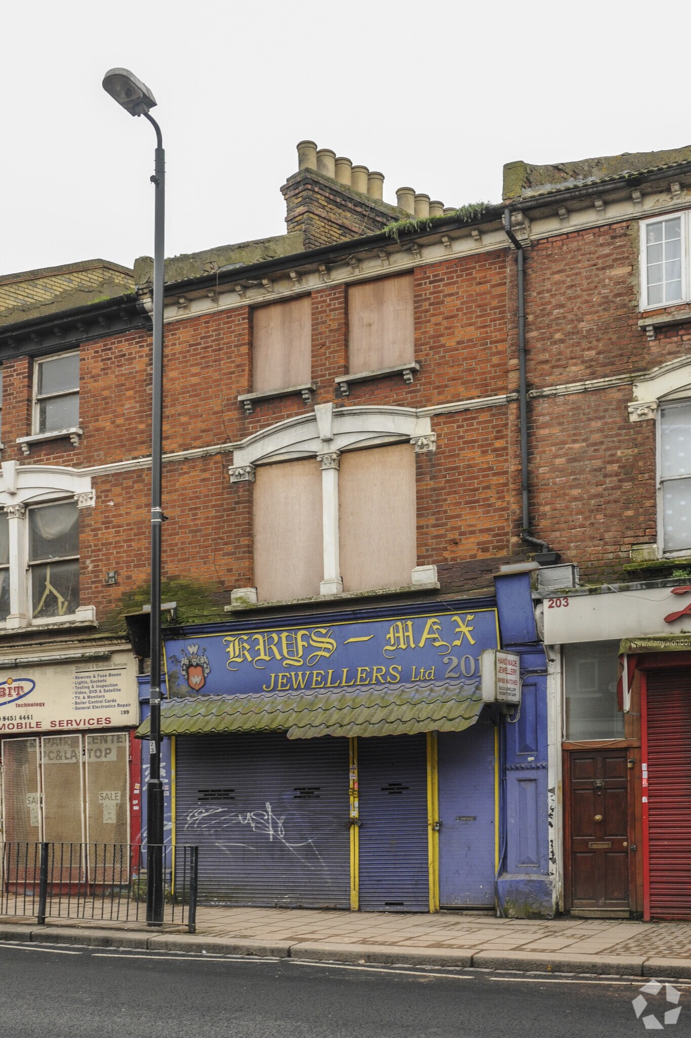 201 High Rd, London for sale Primary Photo- Image 1 of 1