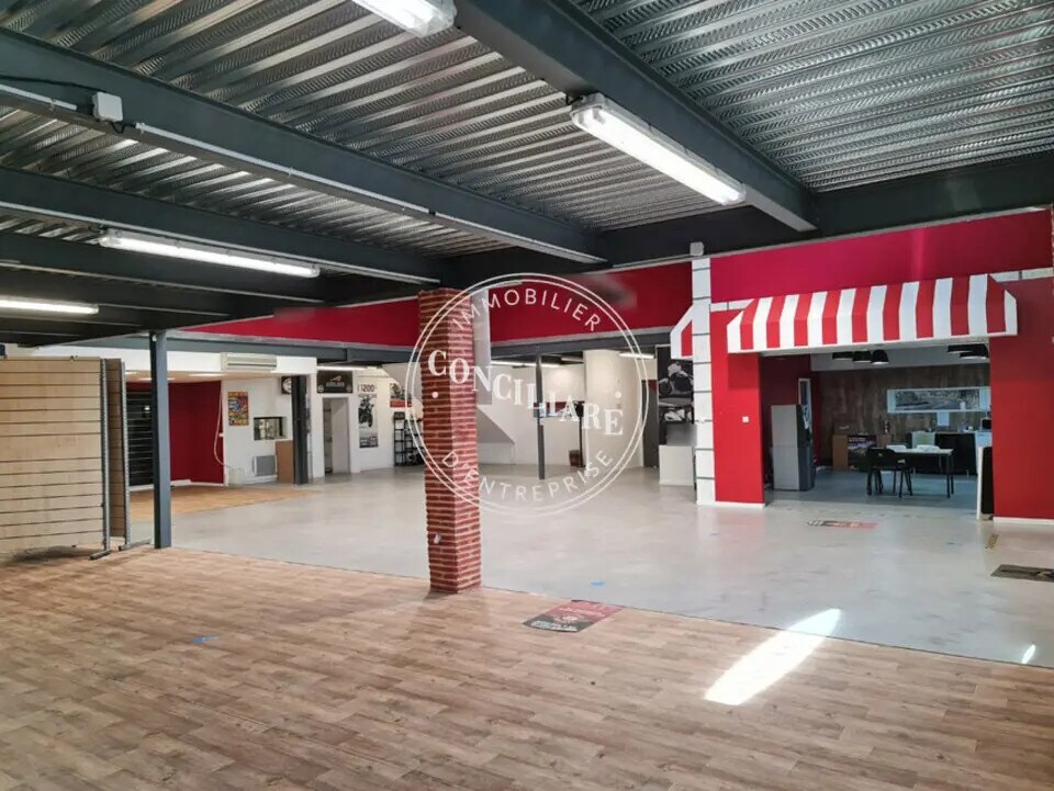 1289 Rue Des Pyrénées, Grenade for sale Building Photo- Image 1 of 7