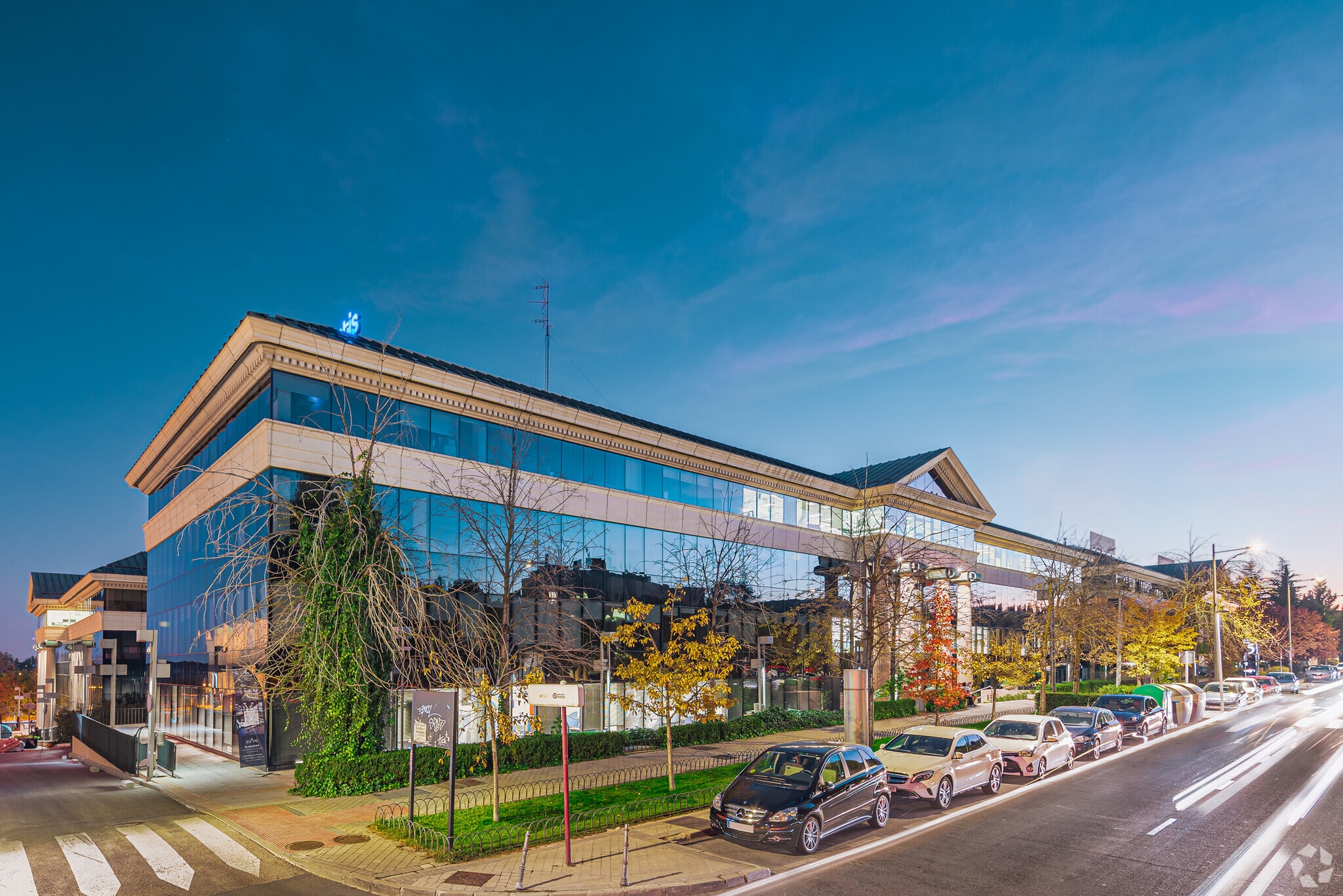 Avenida de Europa, 26, Pozuelo de Alarcón, Madrid to rent Primary Photo- Image 1 of 24