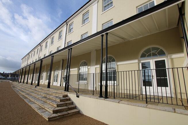 D 3 Crown Sq, Dorchester for sale Primary Photo- Image 1 of 1