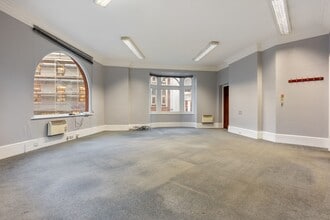 1 Athol Street, Isle Of Man to rent Interior Photo- Image 2 of 13