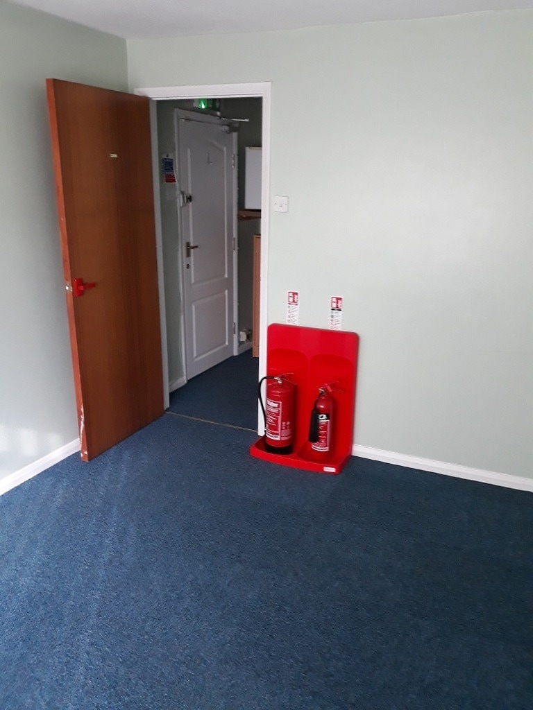 38A High St, Great Staughton to rent Interior Photo- Image 1 of 4