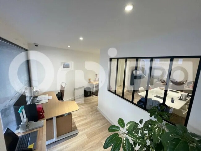 Location Commerce 47 m²