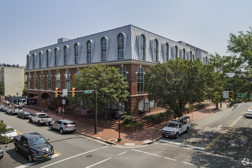 277 S Washington St, Alexandria, VA for rent - Building Photo - Image 3 of 28