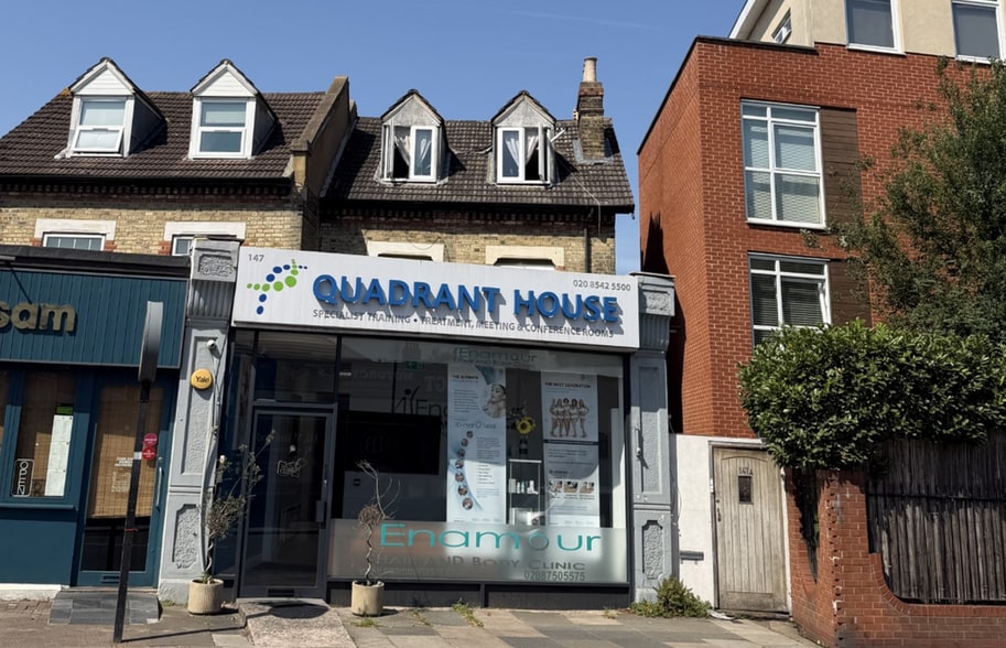 147 Merton Rd, London to rent - Building Photo - Image 1 of 1