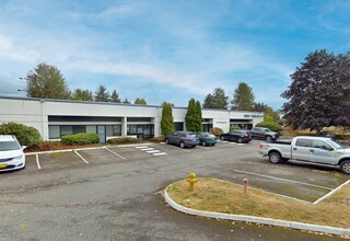 14570-14592 NE 95th St, Redmond, WA for rent Building Photo- Image 1 of 2