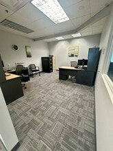 23 Spring St, Scarborough, ME to rent Building Photo- Image 2 of 12