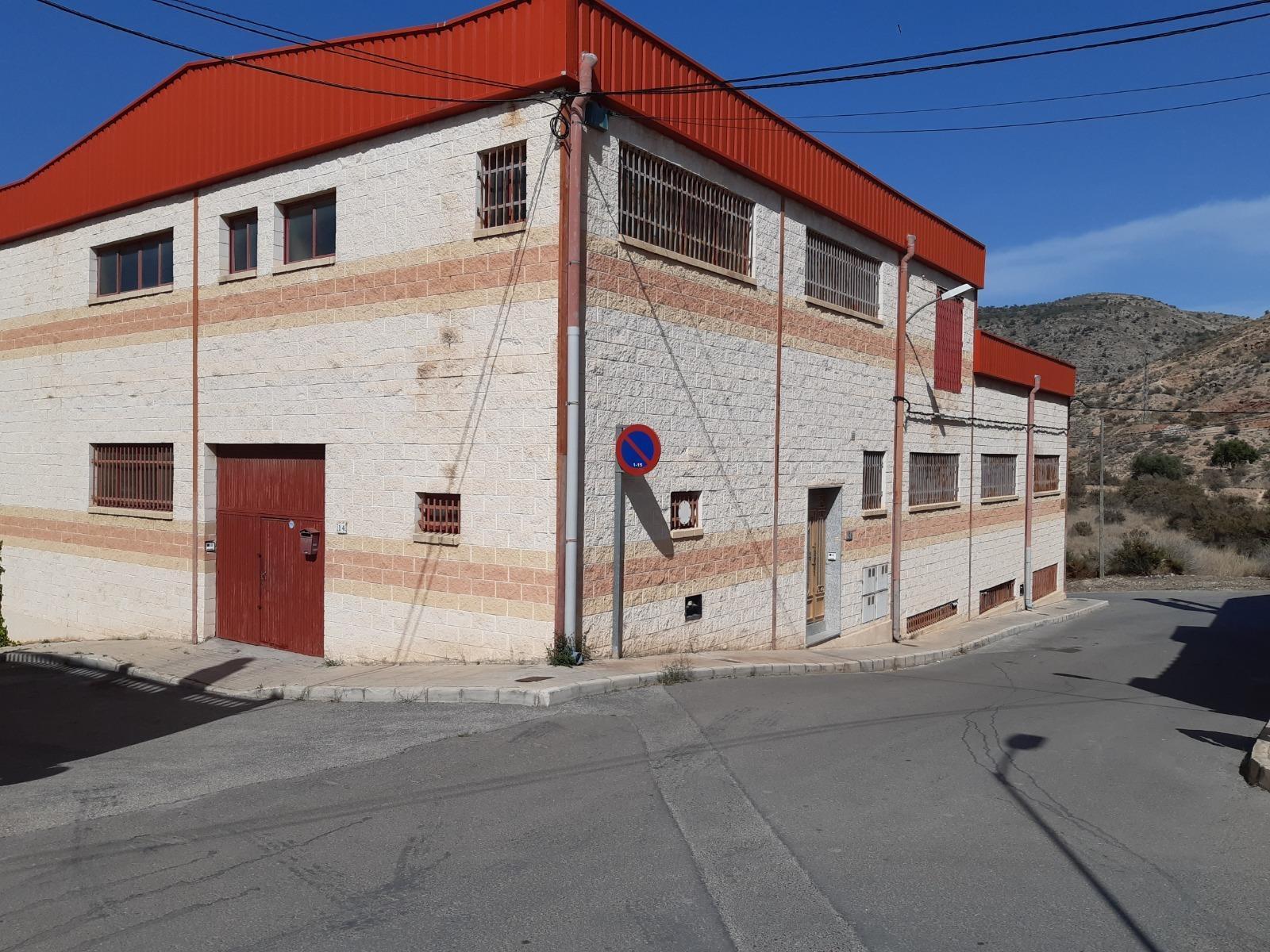 Industrial in Petrer, Alicante for sale Building Photo- Image 1 of 21