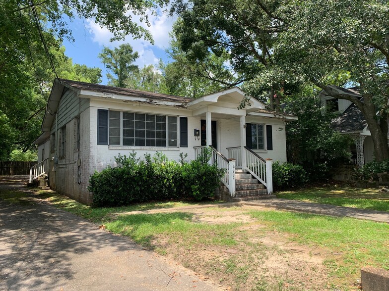 2602 Dauphin St, Mobile, AL for sale - Building Photo - Image 1 of 1