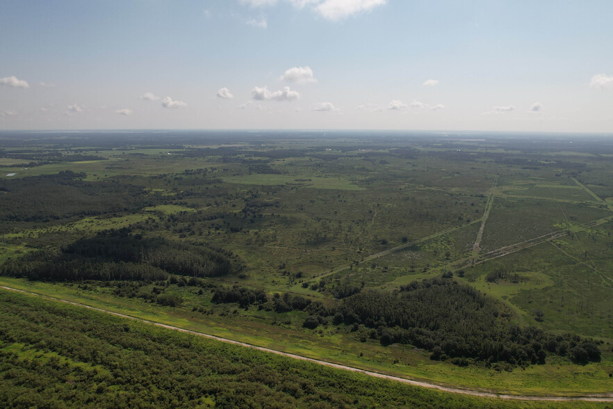 7000 Avon Cutoff Rd park, Fort Meade, FL for sale - Primary Photo - Image 1 of 1