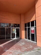 4615 NW 72nd Ave, Miami, FL for rent Building Photo- Image 1 of 7