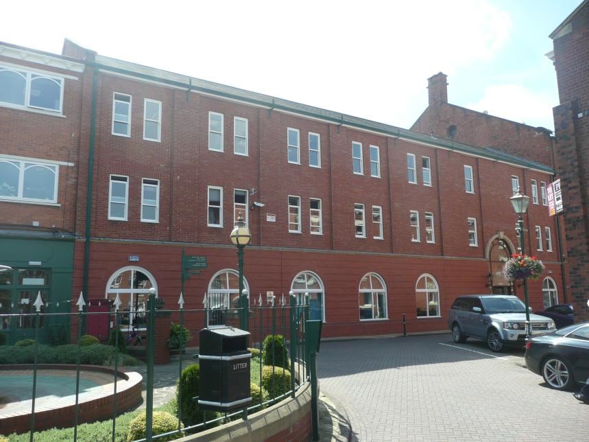 Silvester St, Hull for sale Building Photo- Image 1 of 1