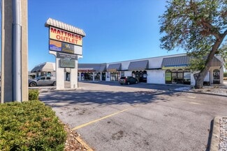 More details for 3637 Cortez Rd, Bradenton, FL - Retail for Sale