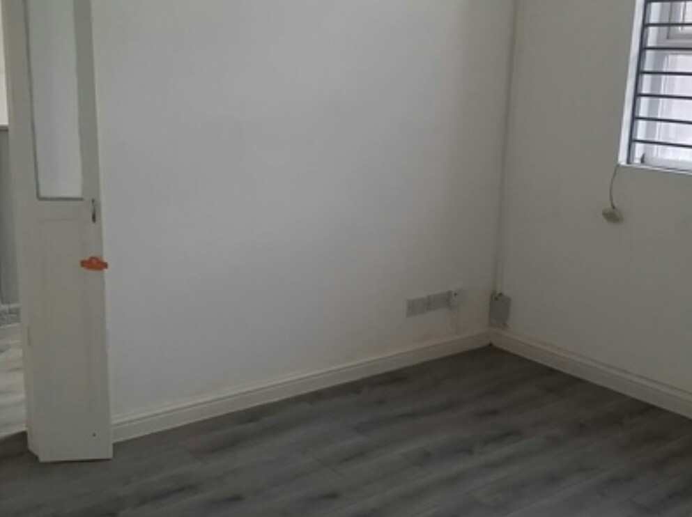 Crabbe St, Stourbridge to rent Interior Photo- Image 1 of 4