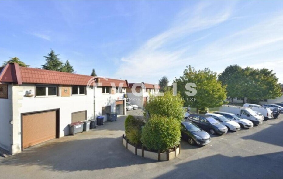 15 Rue Du Buisson Aux Fraises, Massy to rent - Building Photo - Image 1 of 6