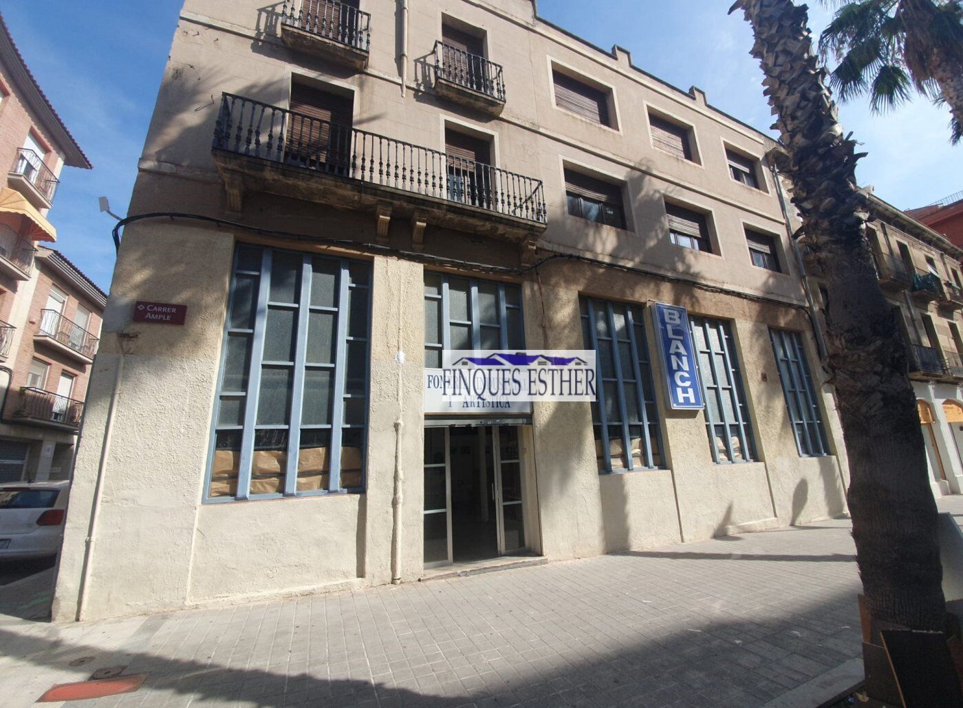 Retail in Reus, Tarragona to rent Building Photo- Image 1 of 12