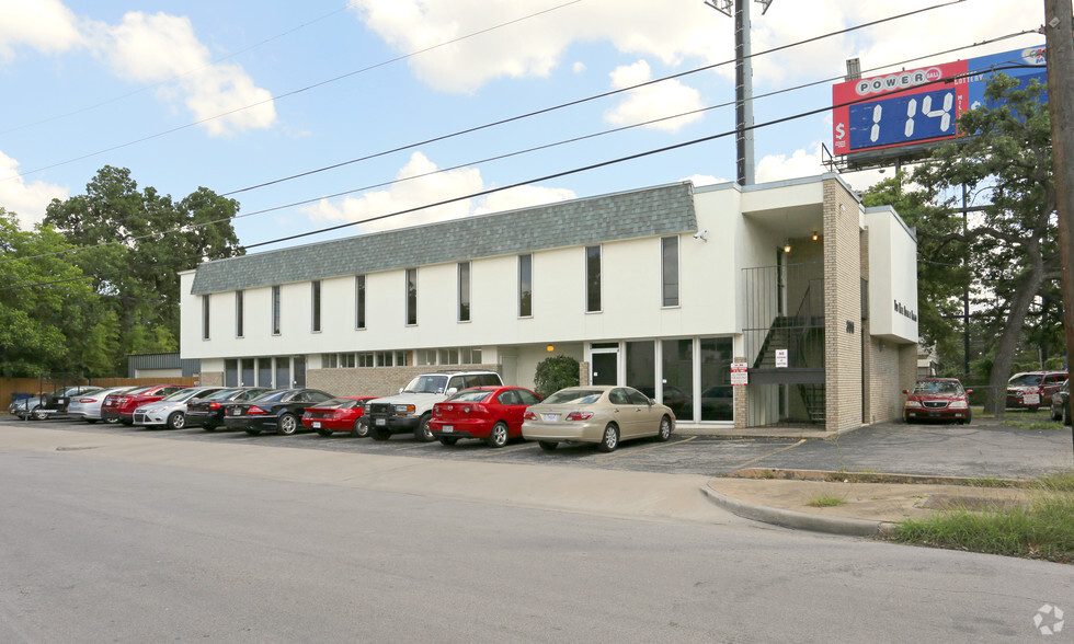 3011 N Interstate 35, Austin, TX for sale - Primary Photo - Image 1 of 1