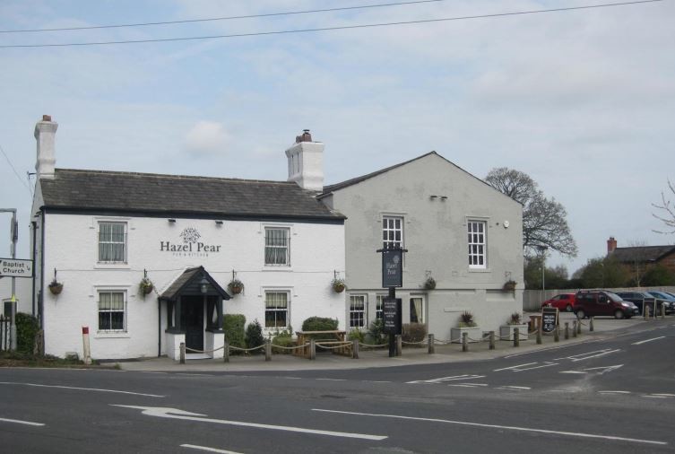 1 Hill Top Rd, Northwich for sale - Primary Photo - Image 1 of 1