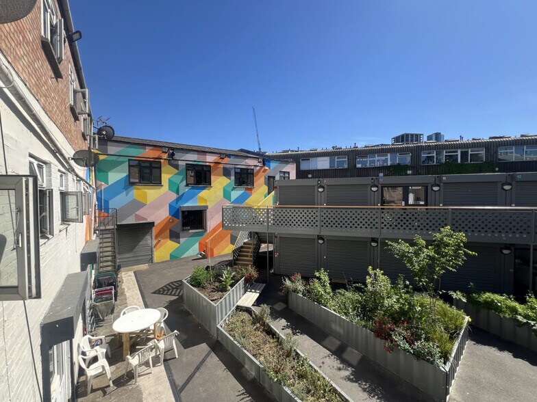 2 Overbury Rd, London for sale - Building Photo - Image 1 of 1