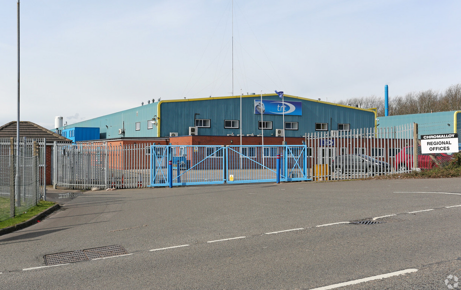 Unit 1&2 Clover Nook Industrial Park portfolio of 2 properties for sale on LoopNet.co.uk - Primary Photo - Image 1 of 2