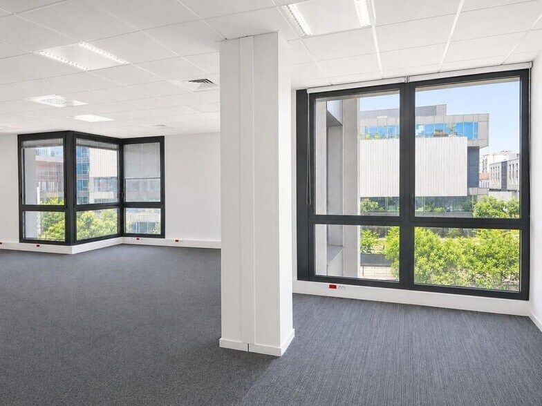 Office in Villeurbanne to rent - Interior Photo - Image 3 of 17