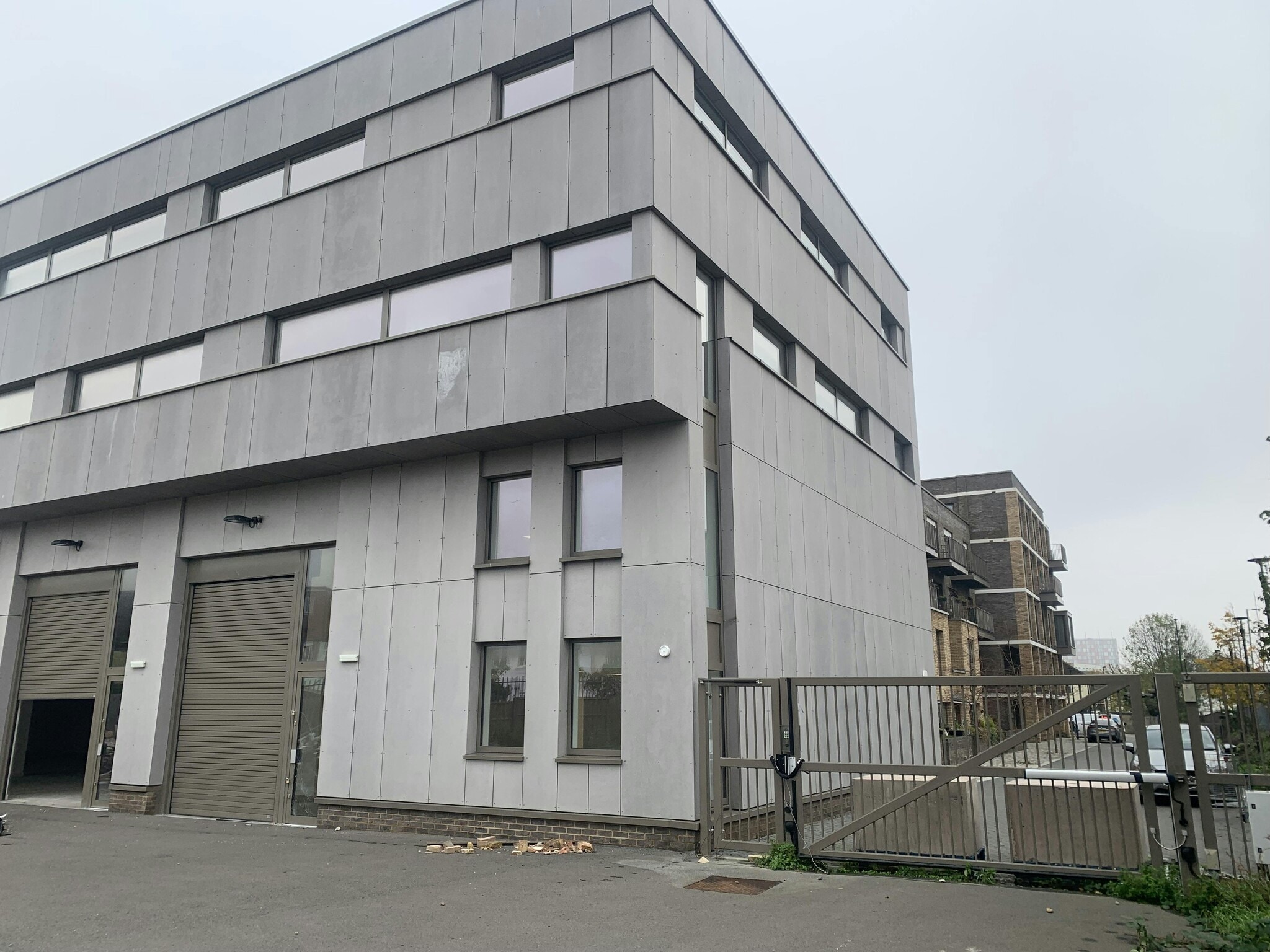 2 Purley Way, Croydon for sale Building Photo- Image 1 of 6