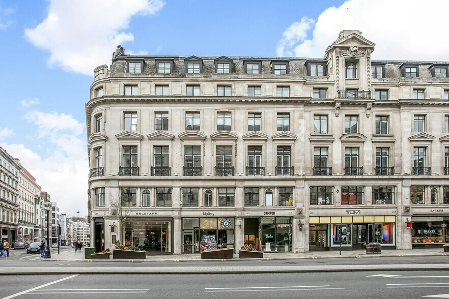 211-221 Regent St, London to rent - Building Photo - Image 3 of 52