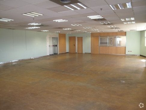 Calle Reyes Católicos, 18, Alcobendas, Madrid to rent - Building Photo - Image 2 of 15