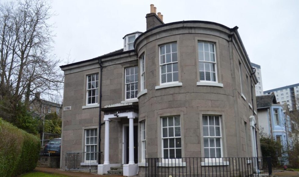 2 Dudhope St, Dundee for sale Primary Photo- Image 1 of 1