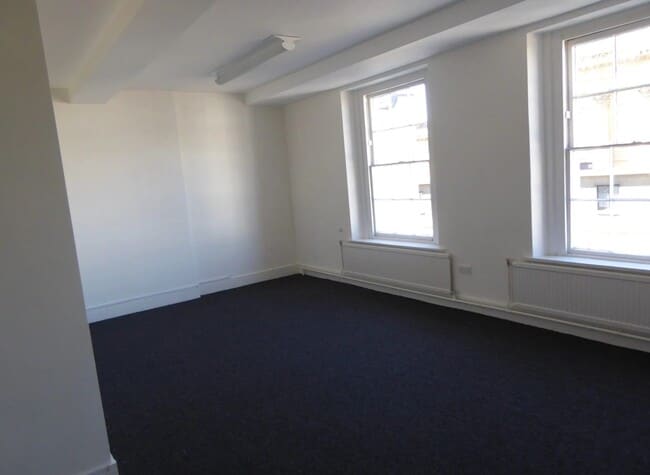 More details for 8-10 Whiteladies Rd, Bristol - Office to Rent