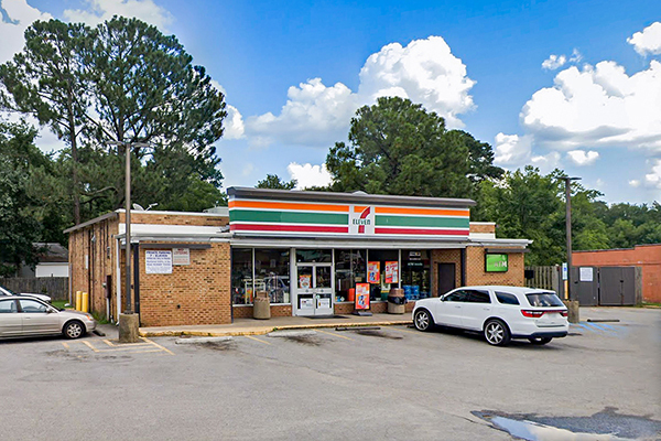 500 N Battlefield Blvd, Chesapeake, VA for sale - Building Photo - Image 1 of 1