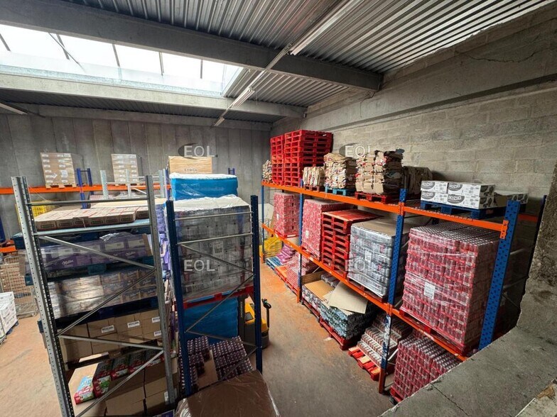 Industrial in Collégien to rent - Interior Photo - Image 3 of 3