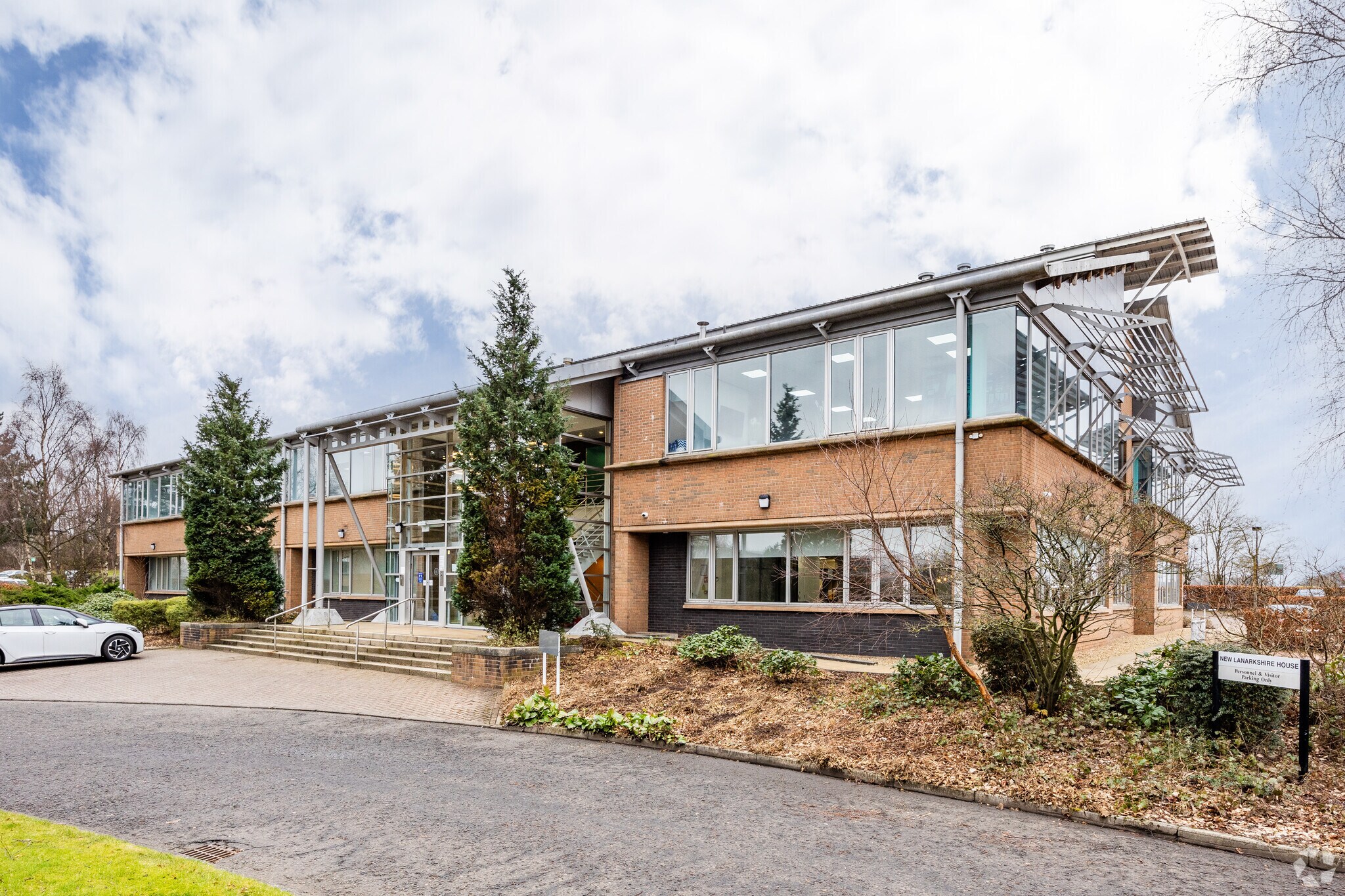 3 Dove Wynd, Bellshill to rent Primary Photo- Image 1 of 12