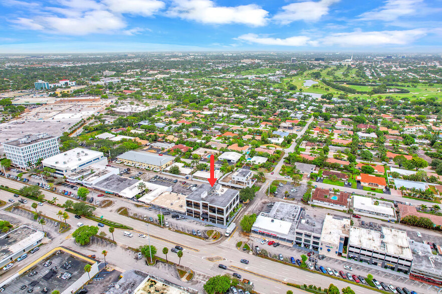 2691 E Oakland Park Blvd, Fort Lauderdale, FL for rent - Building Photo - Image 3 of 77