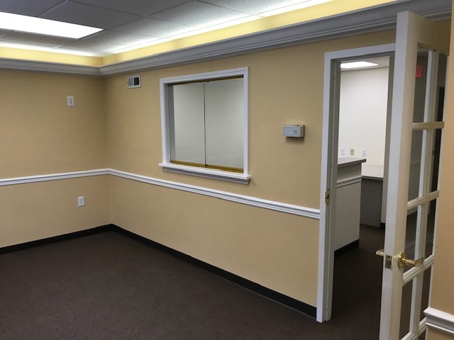 23 State Route 31 N, Pennington, NJ for rent - Interior Photo - Image 2 of 20